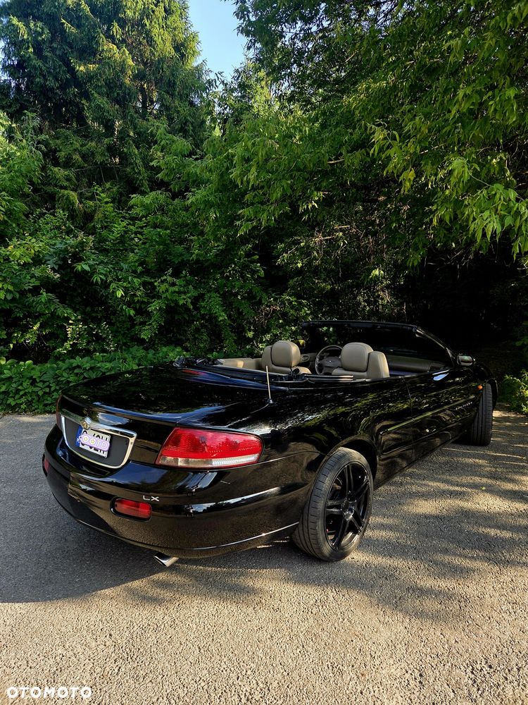 Chrysler Sebring - 5