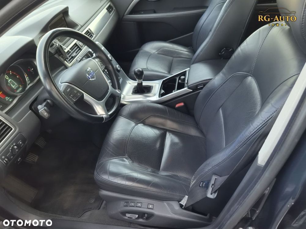 Volvo V70 - 37