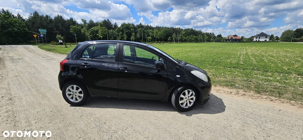 Toyota Yaris - 3