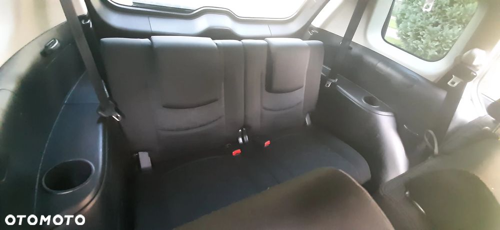 Mazda 5 - 34