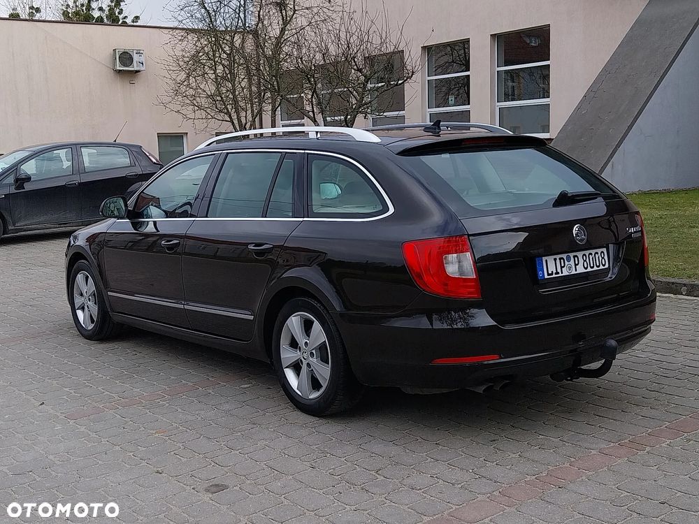 Skoda Superb 1.6 TDI Exclusive - 9