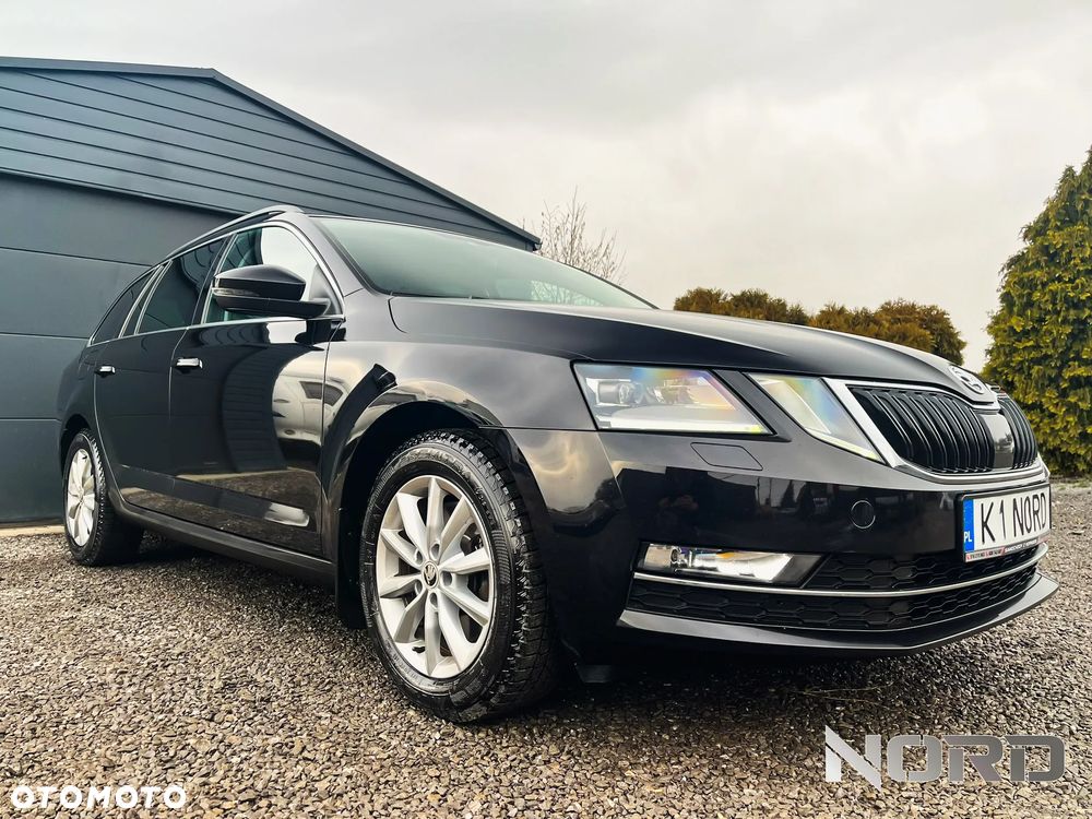 Skoda Octavia 1.8 TSI DSG Style - 4