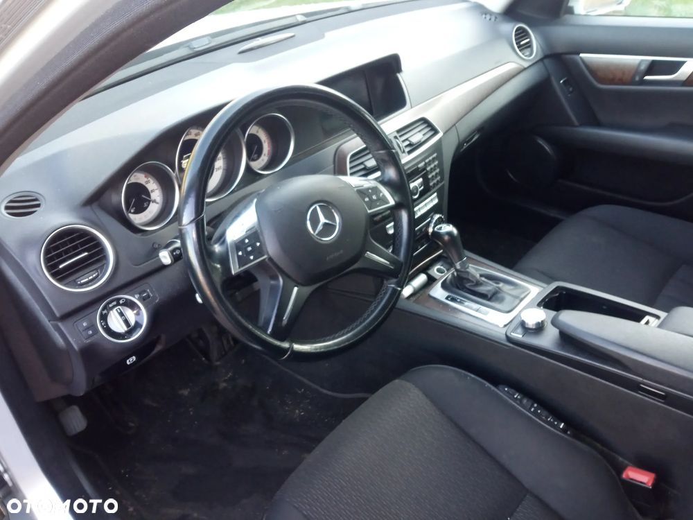 Mercedes-Benz Klasa C 200 CDI 7G-TRONIC Edition - 3