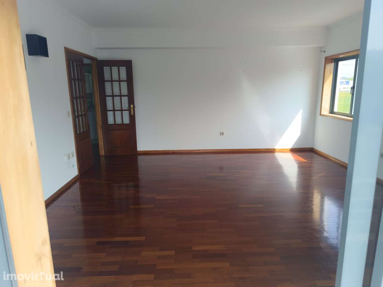 T2 excelentes áreas com garagem fechada - Grande imagem: 3/24