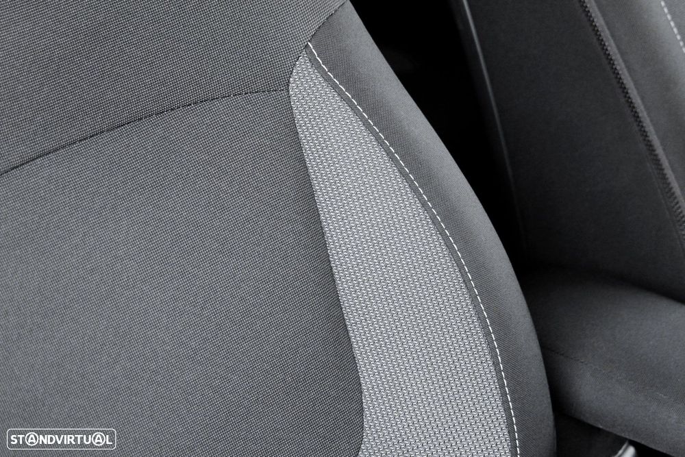 Renault Captur 1.2 TCe Exclusive EDC - 15