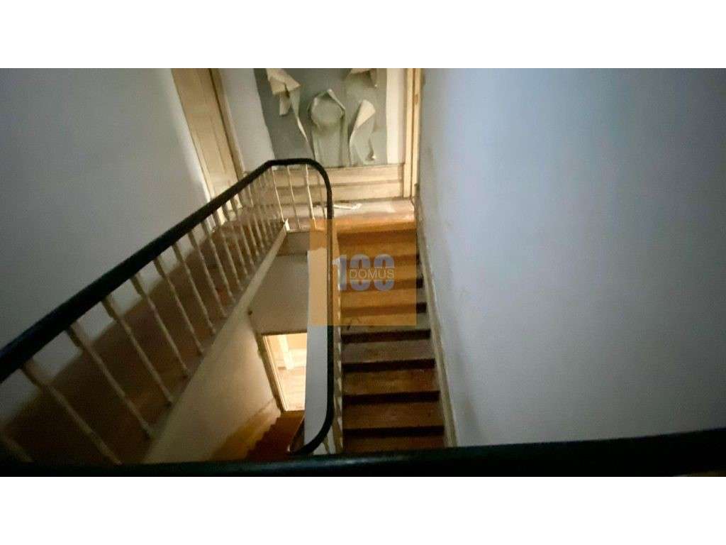 Moradia para reabilitar em Santos Pousada - Grande imagem: 4/19