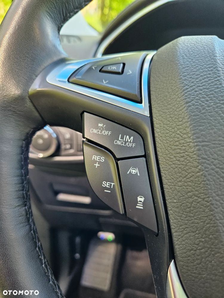 Ford Edge 2.0 EcoBlue Bi-Turbo 4x4 Vignale - 18