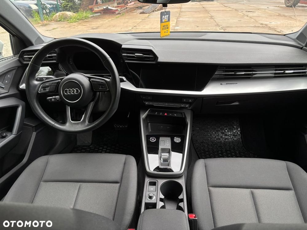 Audi A3 Sportback 30 TFSI mHEV S tronic - 5