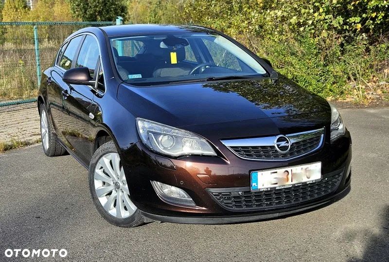 Opel Astra IV 1.4 T Cosmo - 4