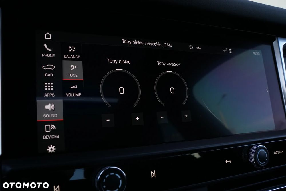 Porsche Macan Standard - 32