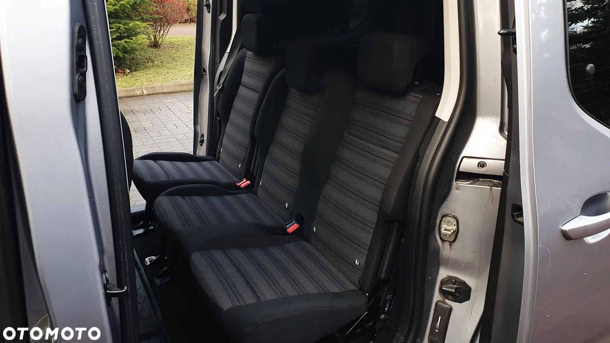 Opel Combo Life XL 1.5 CDTI Essentia S&S - 20