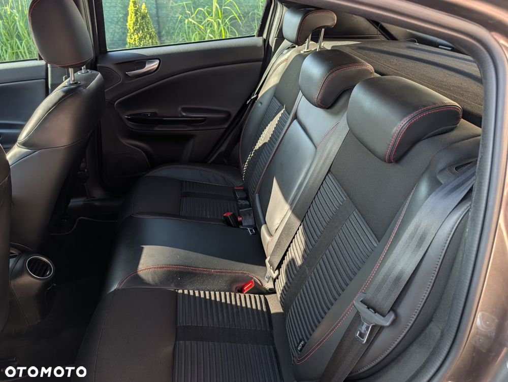 Alfa Romeo Giulietta 1.4 TB MultiAir Distinctive - 9