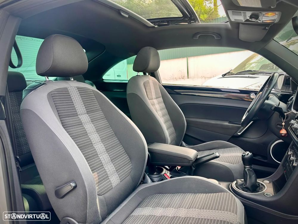 VW New Beetle 1.4 TSI Exclusive Sport - 10