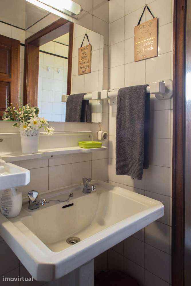Quarto - localizado em Paranhos Porto - Grande imagem: 2/44