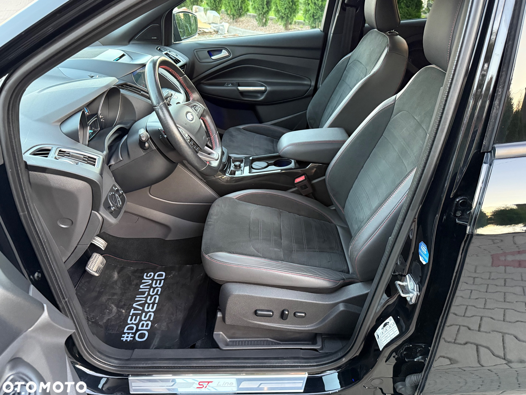 Ford Kuga 2.0 TDCi AWD ST-Line - 21