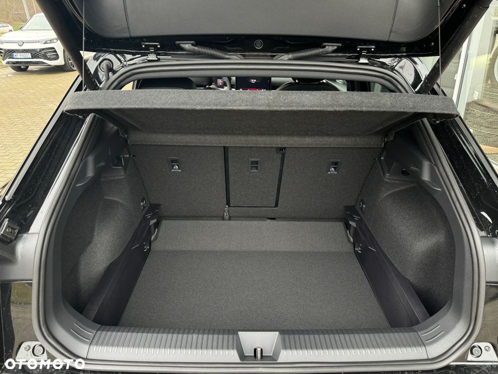 Volkswagen T-Roc 1.5 TSI R-Line DSG - 12