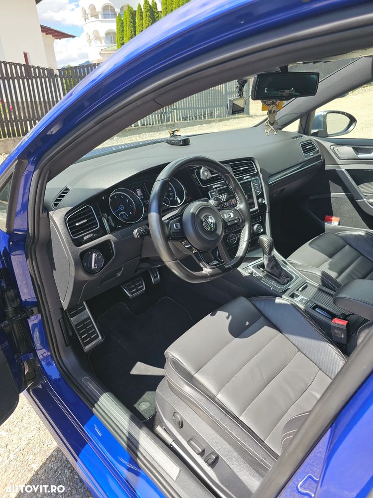 Volkswagen Golf - 13