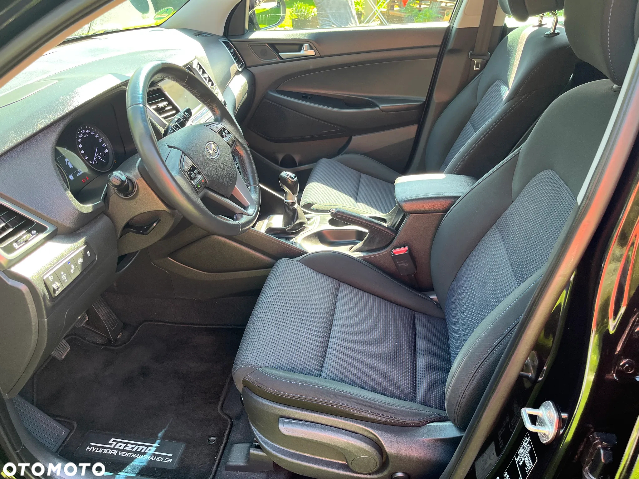 Hyundai Tucson blue 1.6 GDi 2WD Navi - 12