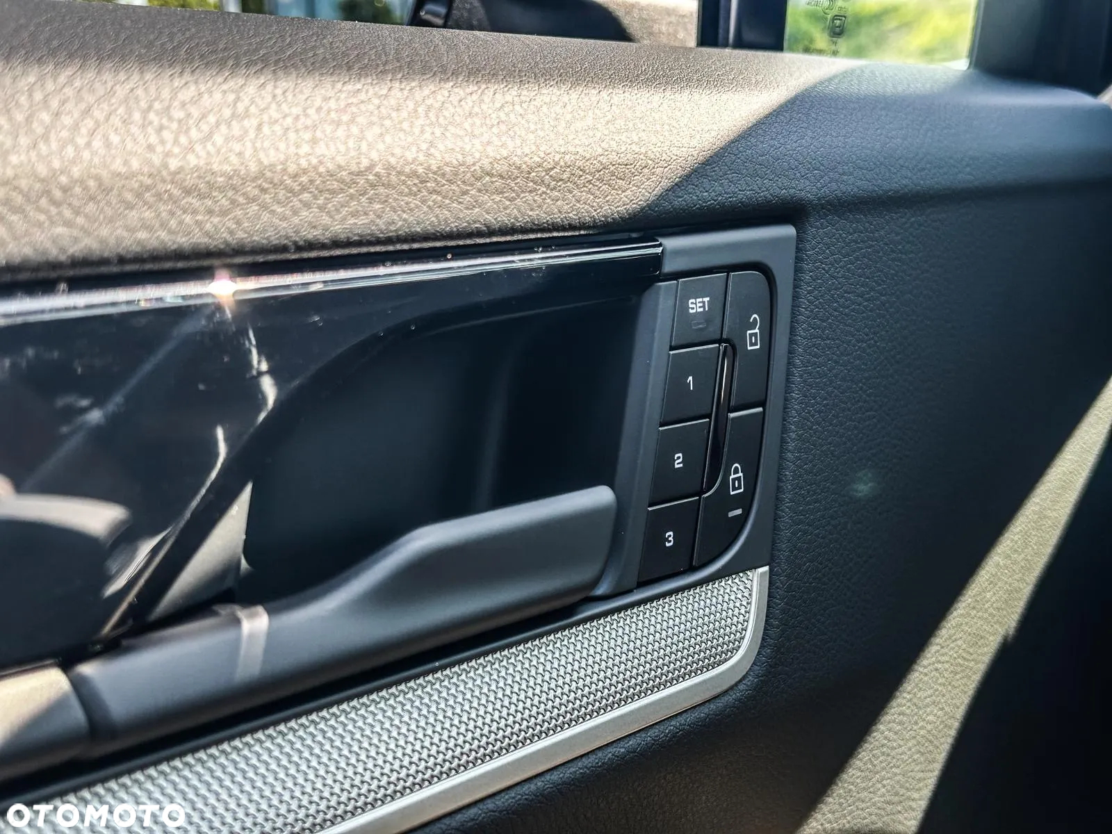 Porsche Cayenne - 12