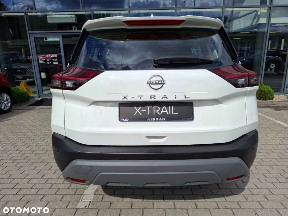 Nissan X-Trail - 8