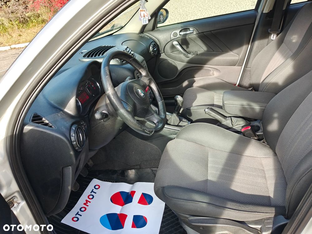 Alfa Romeo 147 1.6 Twin Spark 16V 120 - 6