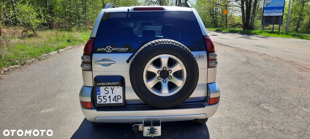 Toyota Land Cruiser - 5