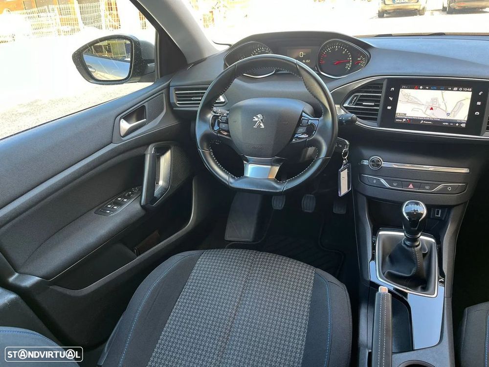 Peugeot 308 SW 1.5 BlueHDi Style J17 - 52