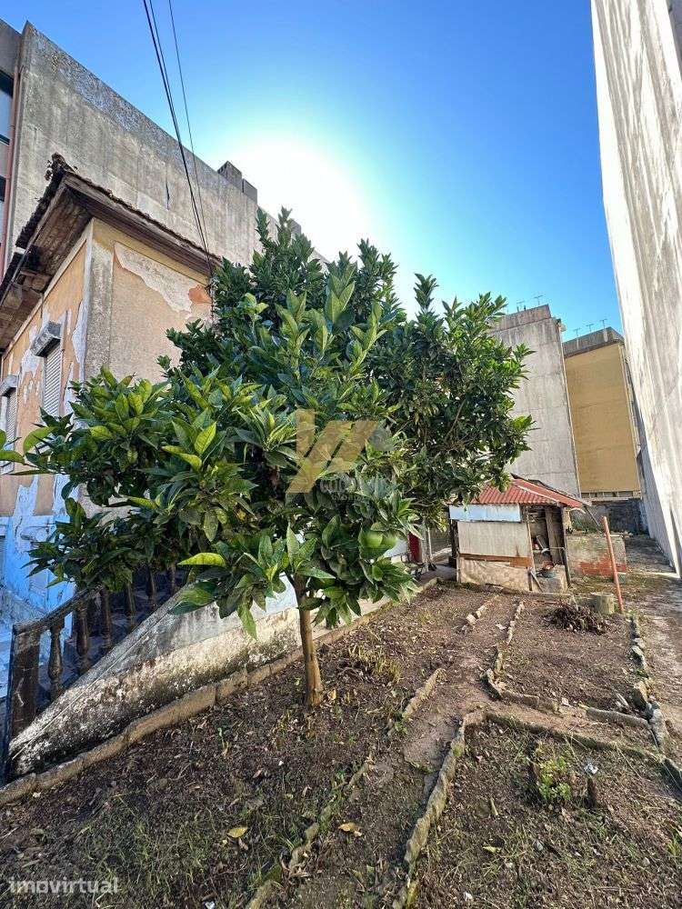 Terreno para construção em altura ou remodelação de moradia - Grande imagem: 2/6
