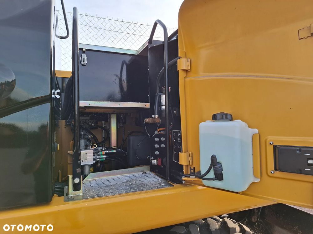 Caterpillar CAT M 313 D - 15