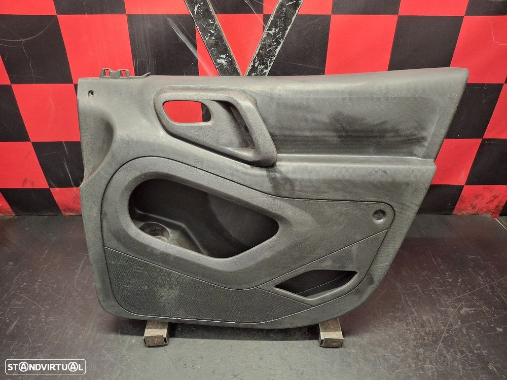 Quartela Frente Direita  Peugeot Partner Caixa - 1