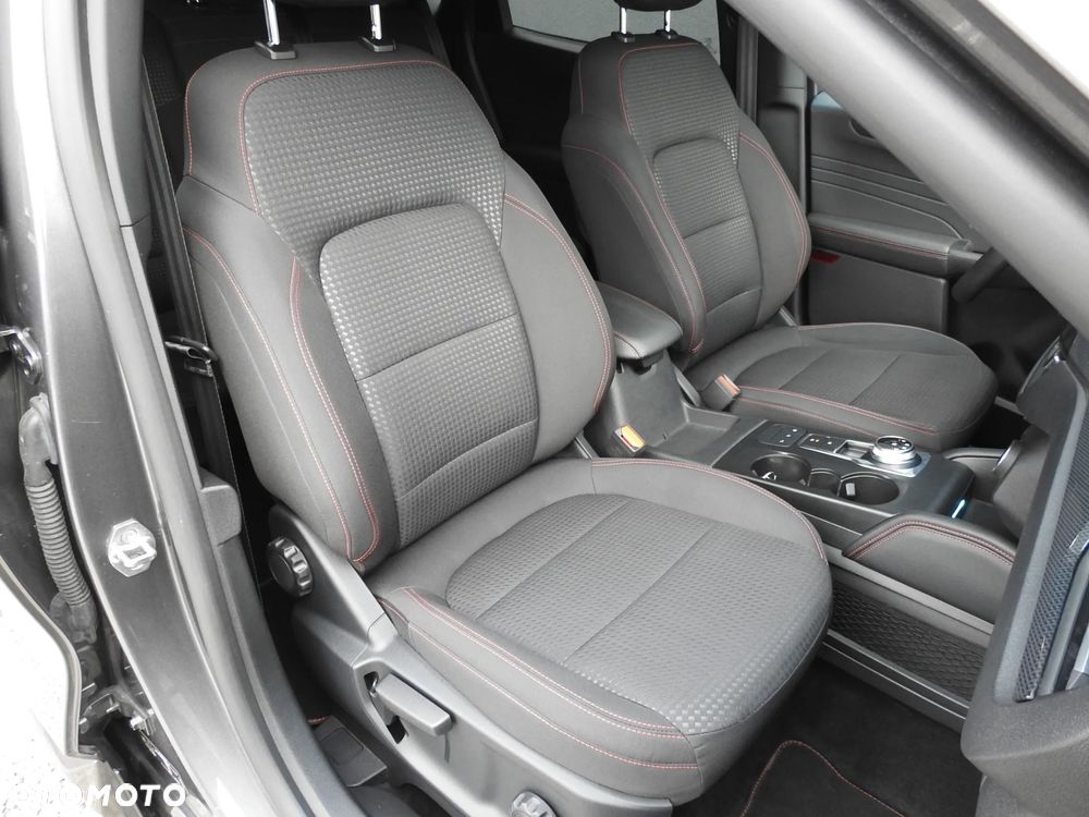 Ford Kuga 1.5 EcoBlue ST-LINE - 16