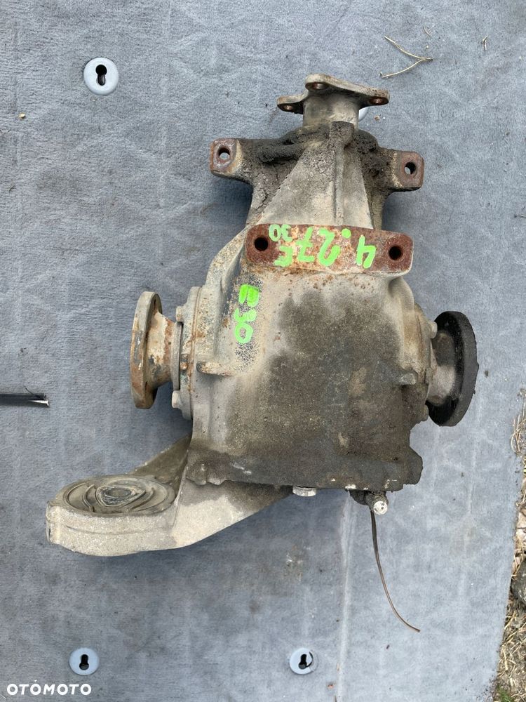 dyfer most flansze bmw e30 4.27 mała głowa - 1