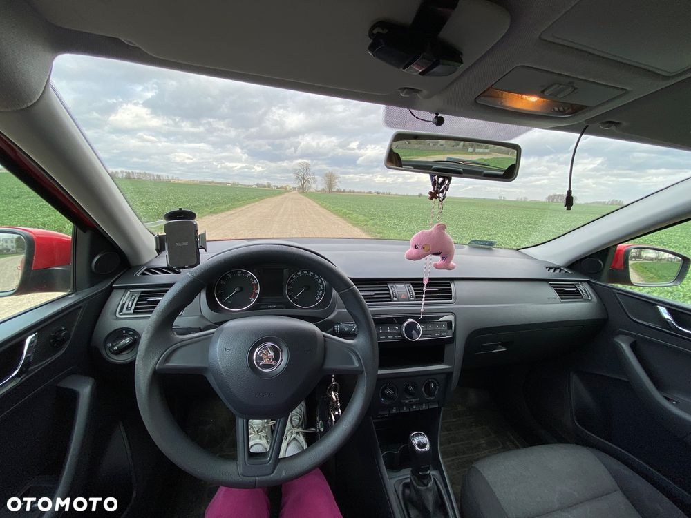 Skoda RAPID 1.2 TSI Active - 10