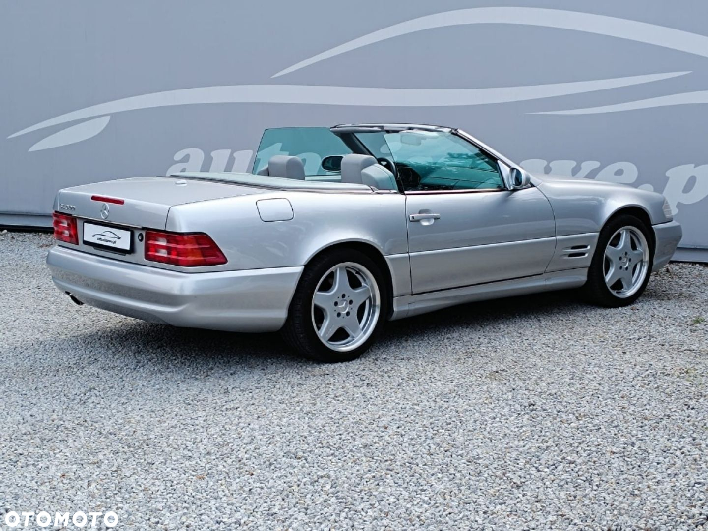 Mercedes-Benz SL - 17