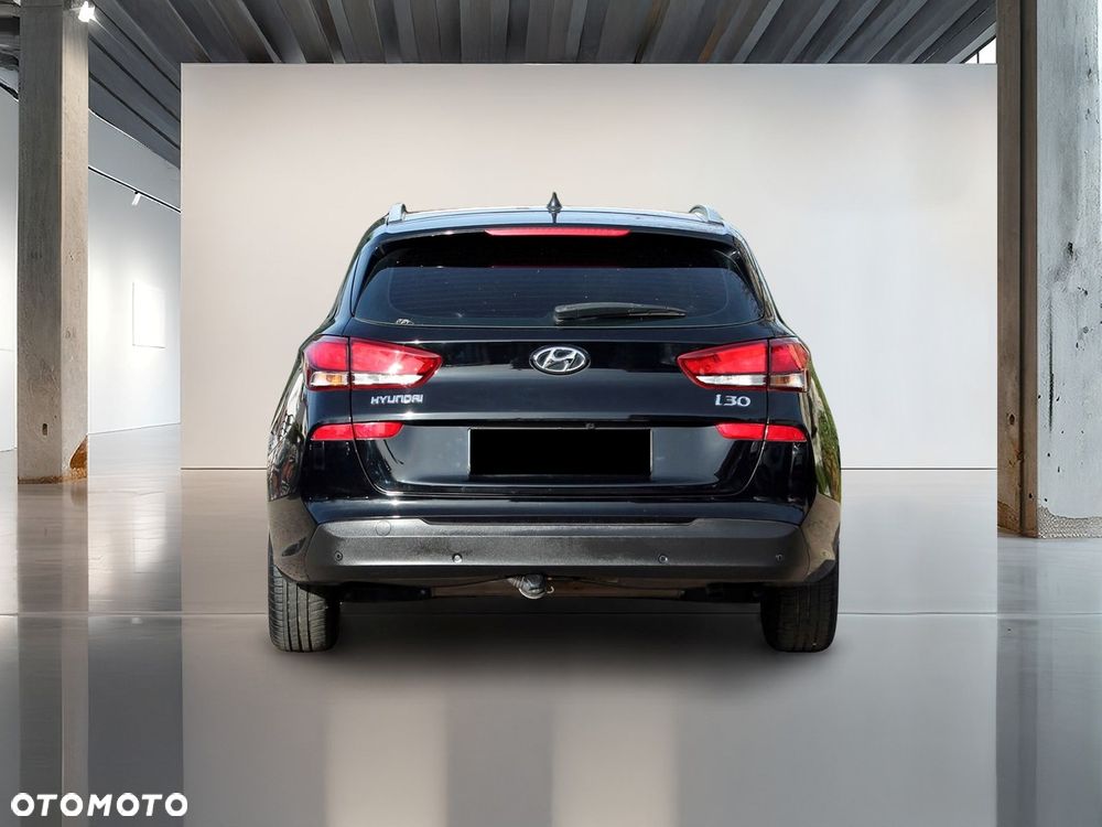 Hyundai i30 1.4 Premiere Comfort - 6