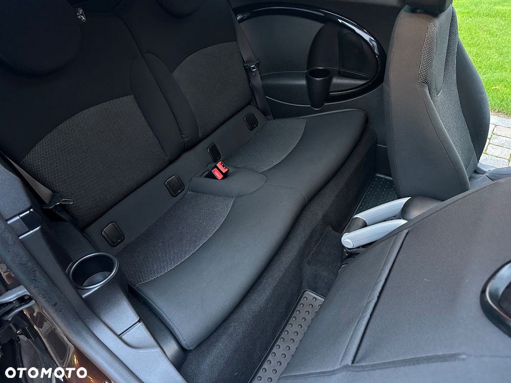 MINI Clubman - 16