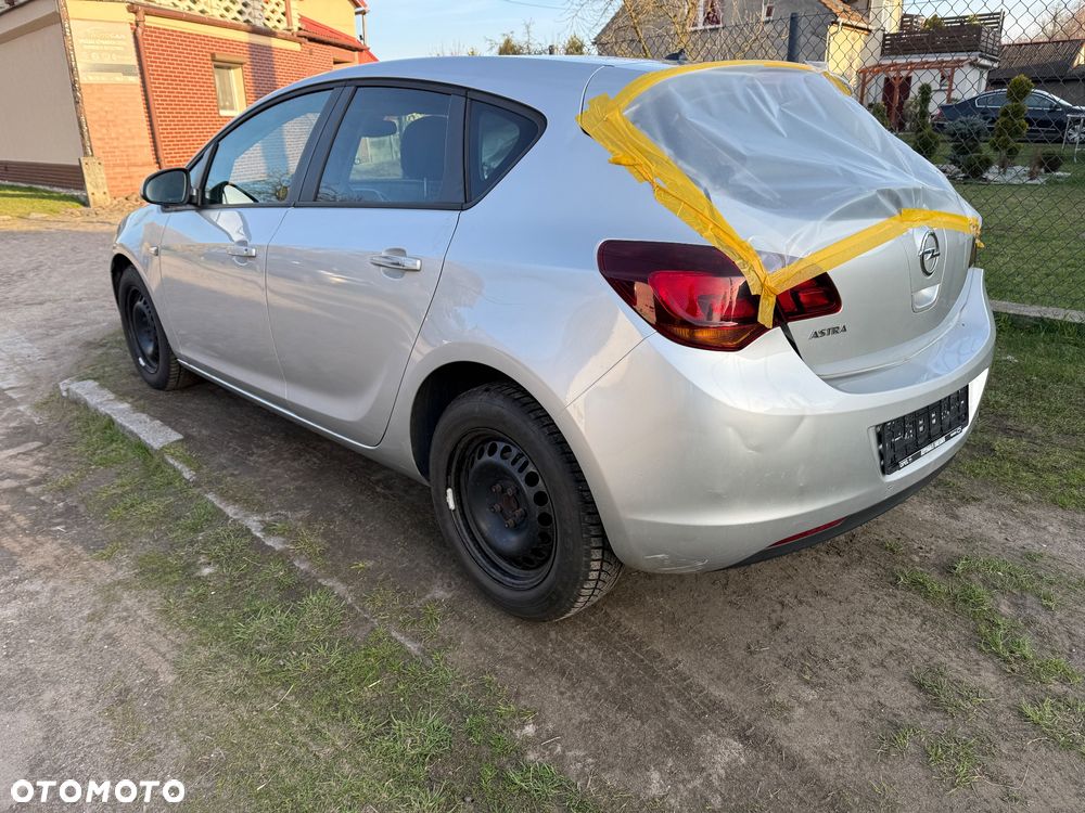 Opel Astra 1.6 Design Edition - 7