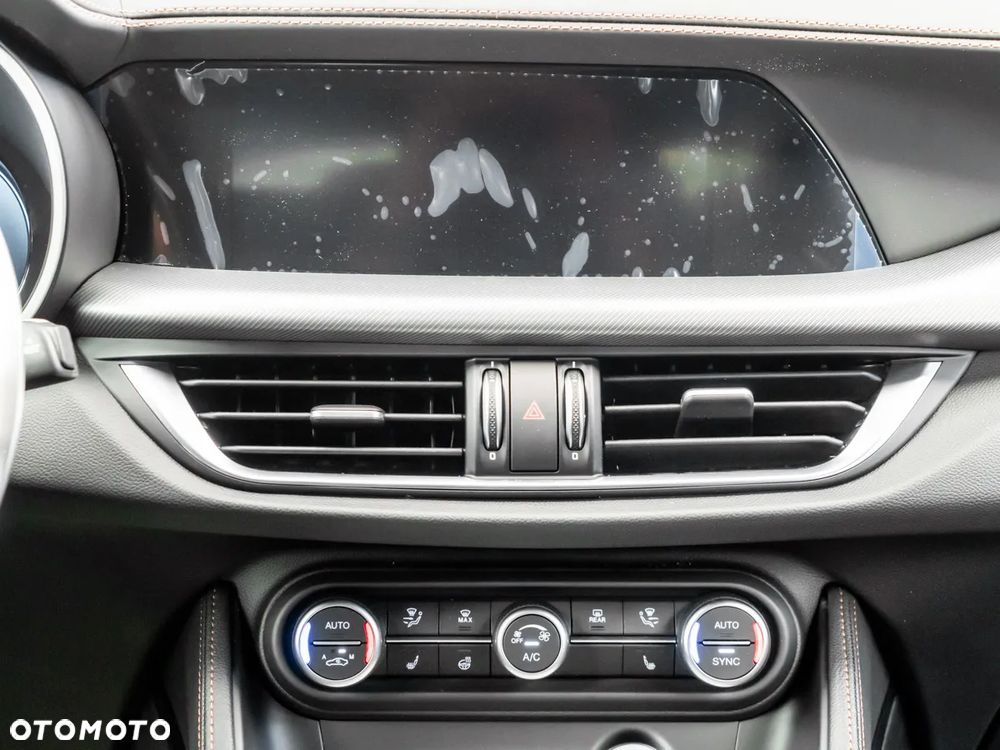 Alfa Romeo Stelvio 2.0 Turbo TI Q4 - 35