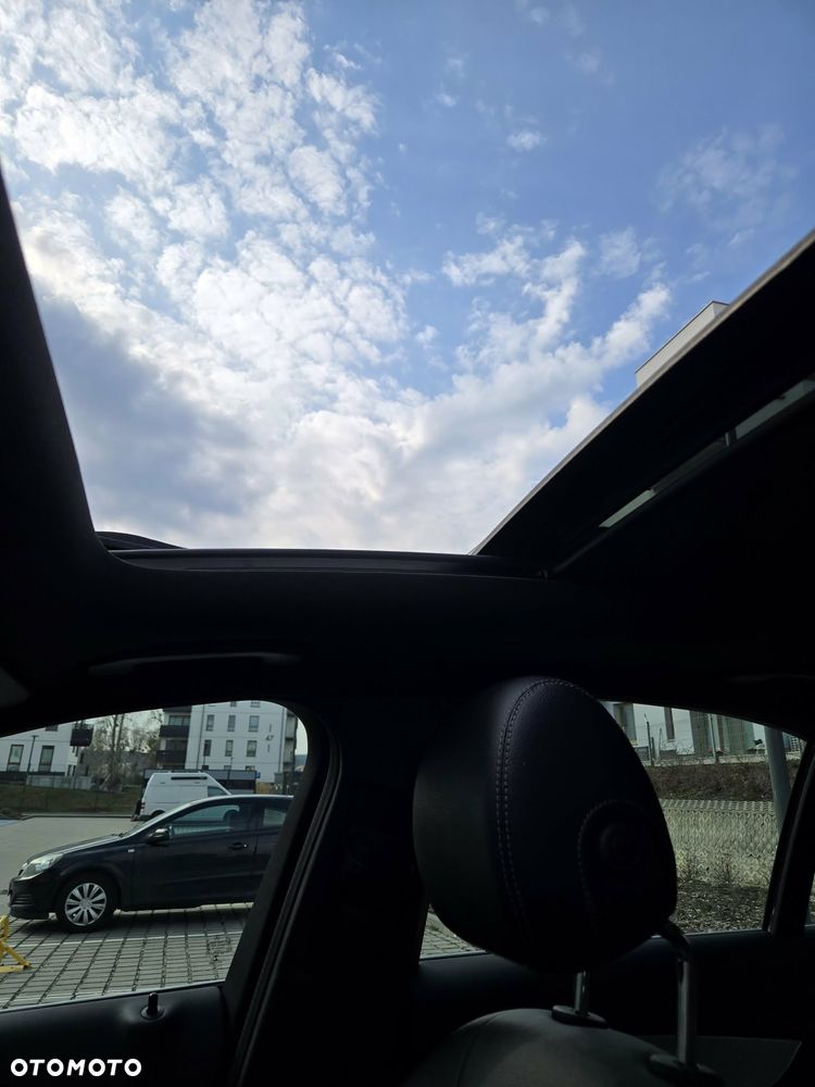 Mercedes-Benz Klasa C 200 4-Matic 7G-TRONIC - 17