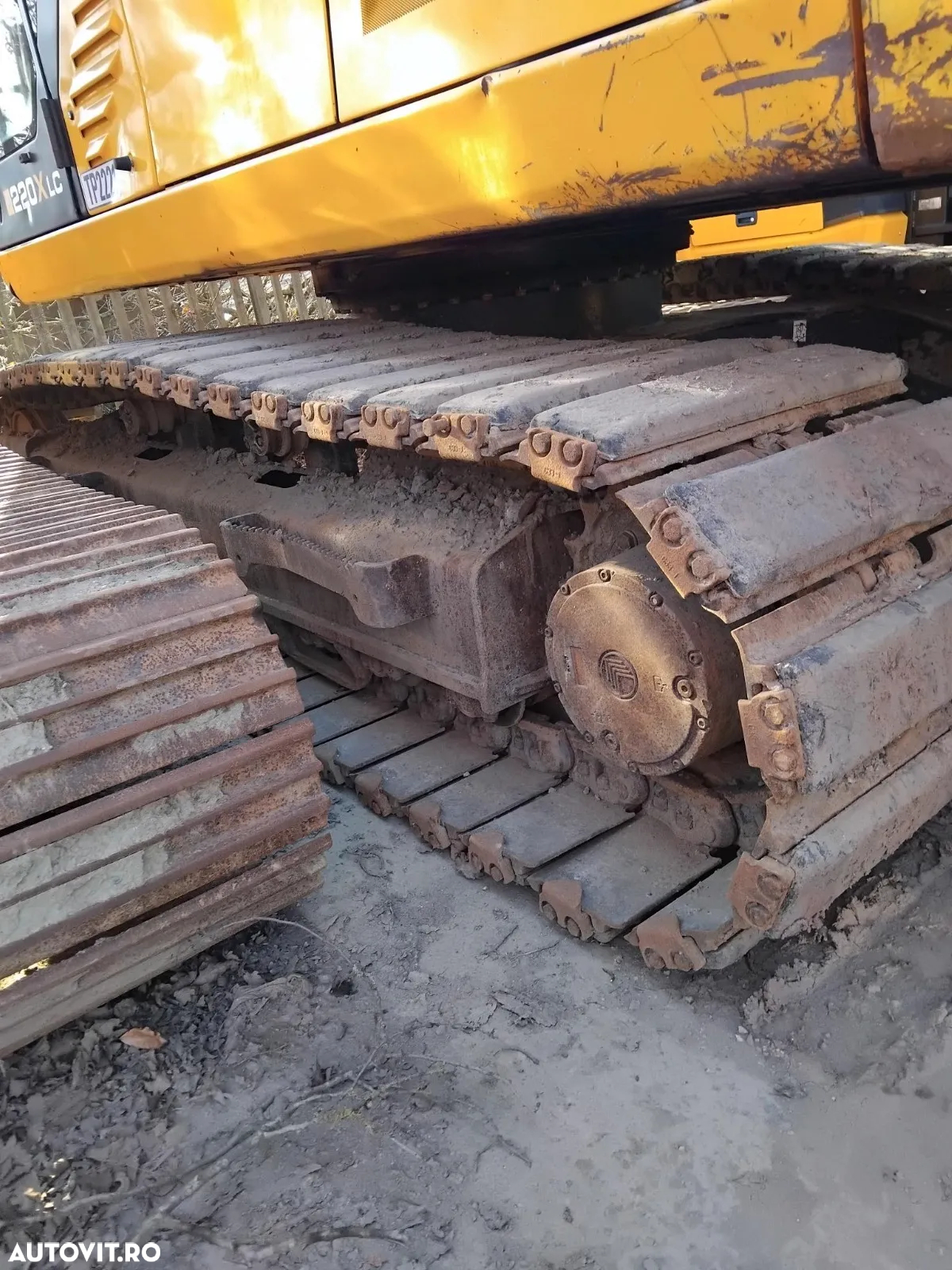 JCB 220X - 10