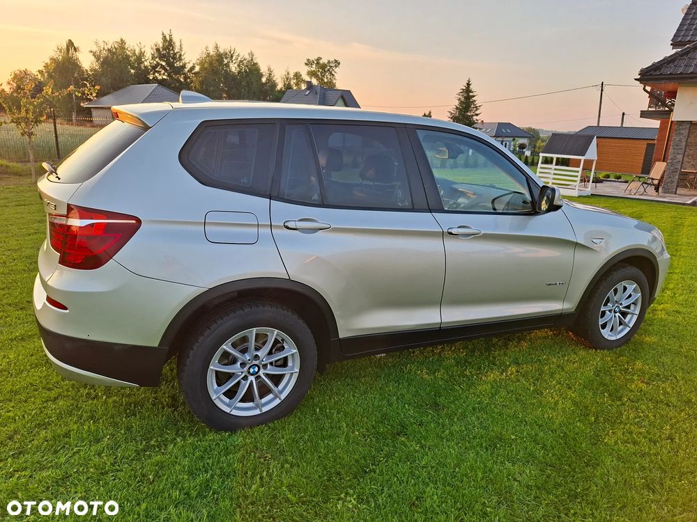 BMW X3 xDrive20d - 17