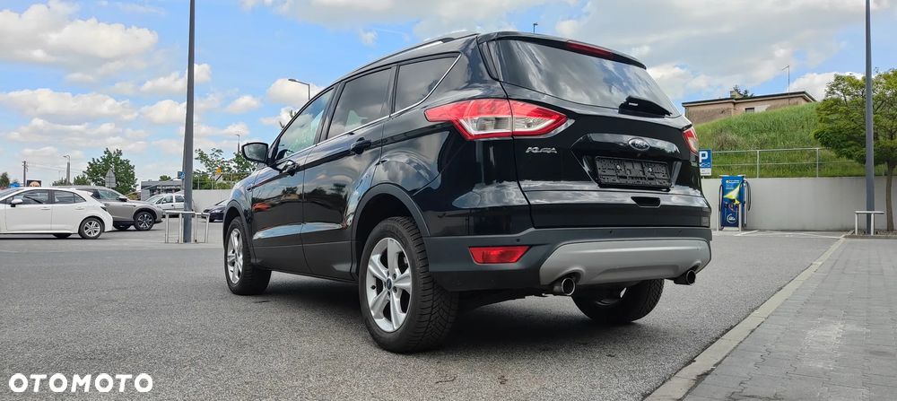 Ford Kuga 1.5 EcoBoost 2x4 Trend - 39