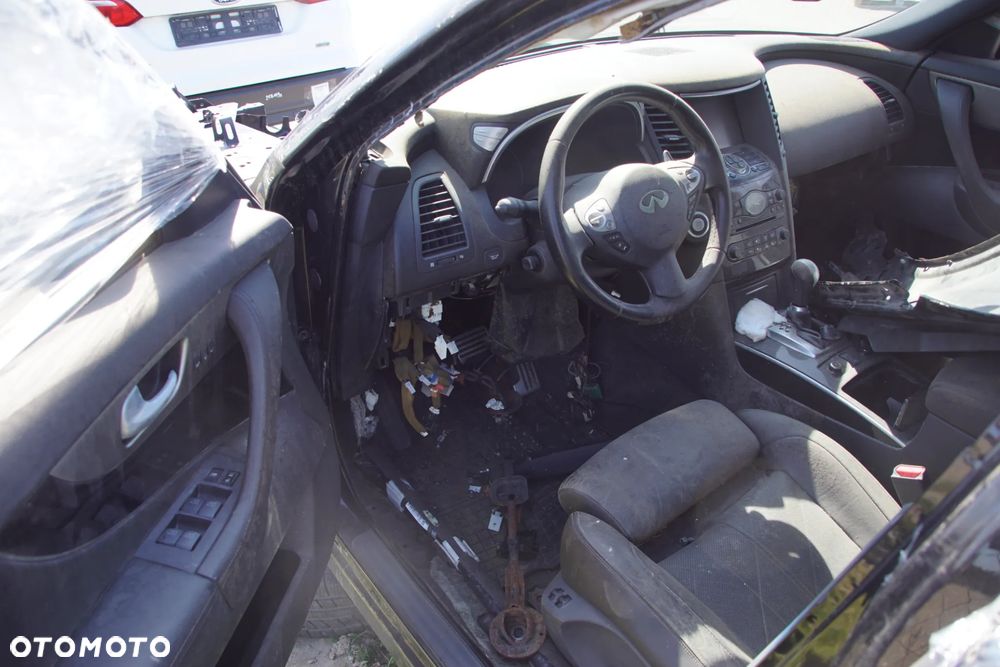 Auto na części - Infiniti FX30d S II 3.0 D 238 KM V9X RE7R01A GAC 2013R Silnik Skrzynia Zderzak Drzwi Klapa Lampa Relingi Szyby Lusterko Klamka Deska Kokpit Sterownik Moduł Czujnik Licznik Wyświetlacz Panel Kierownica - 9
