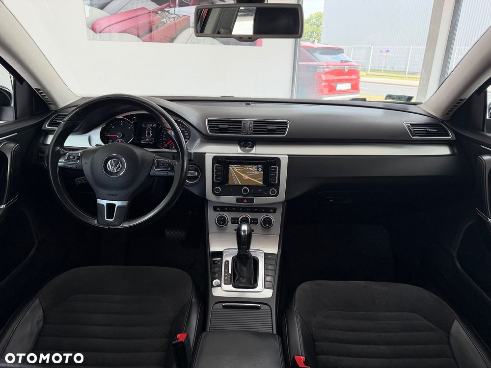 Volkswagen Passat - 5