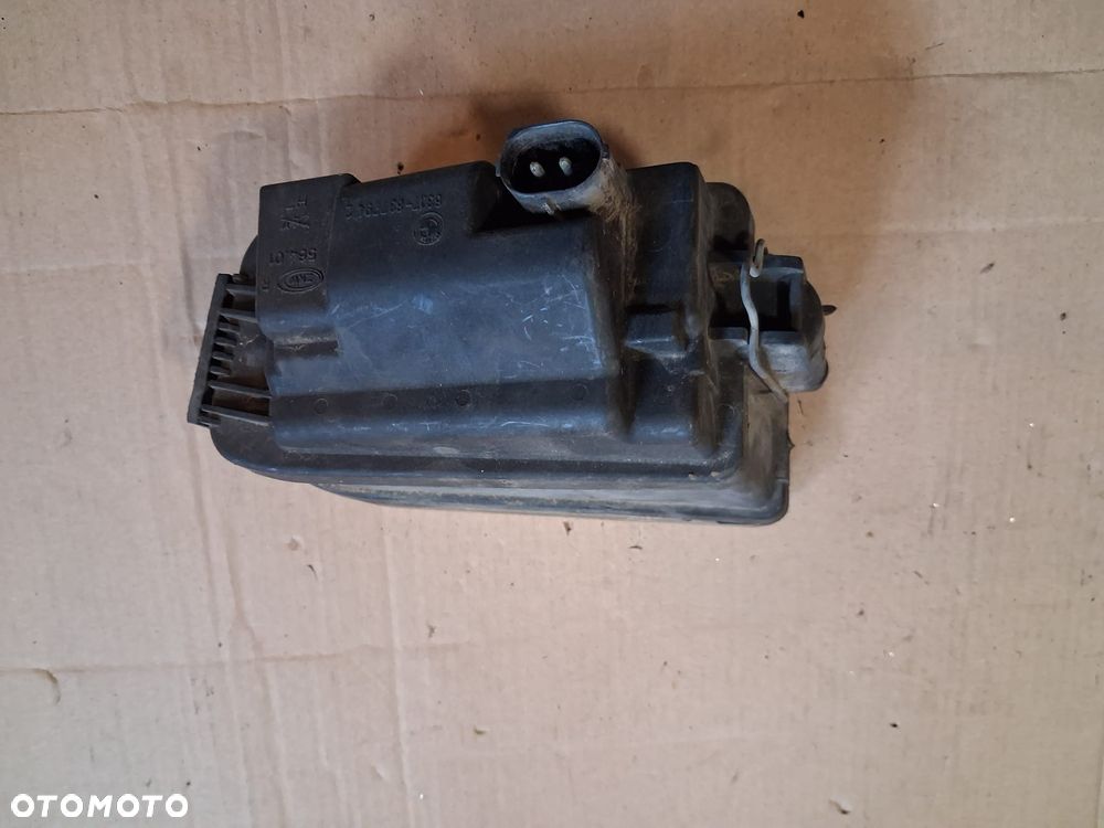 Halogen prawy BMW E39  6317-8377942  OE - 2