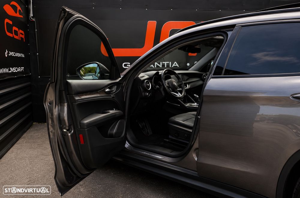 Alfa Romeo Stelvio 2.2 16V AT8 Super - 9