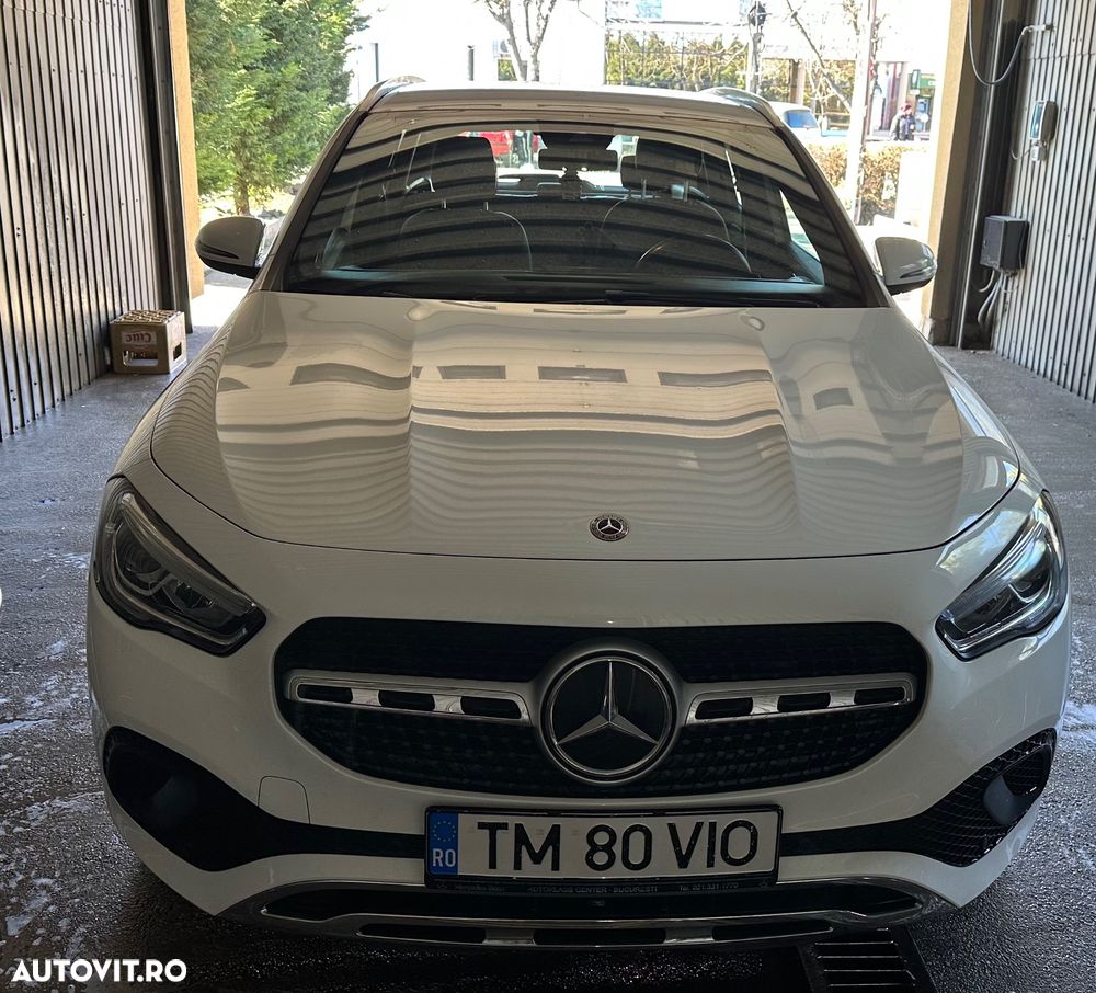 Mercedes-Benz GLA - 4