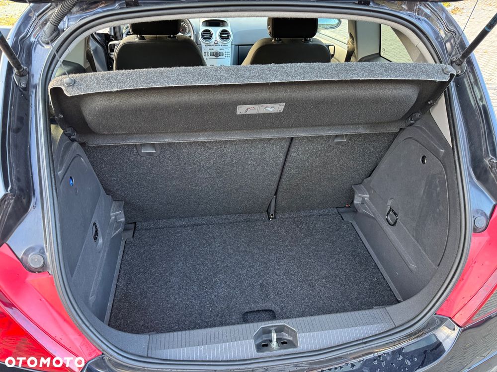 Opel Corsa 1.4 16V Satellite - 14