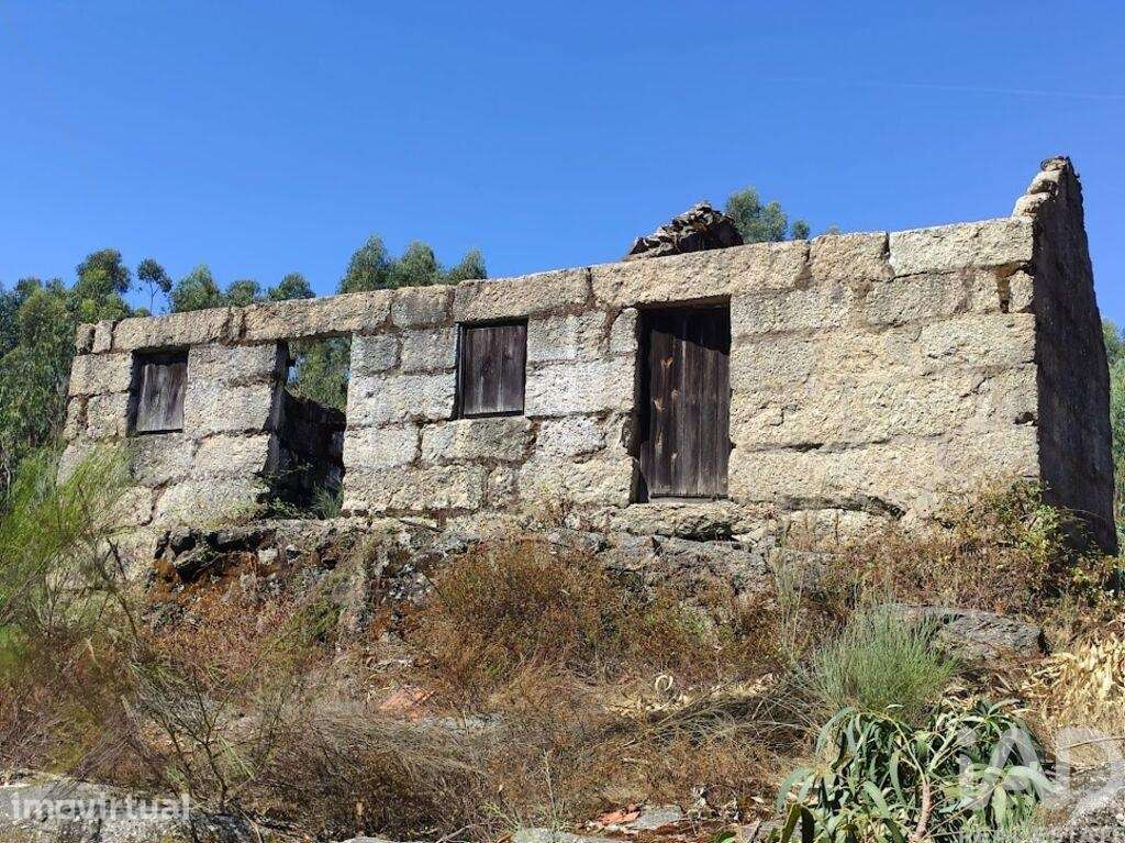Quinta em Vila Boa de Quires e Maureles de 98,00 m2