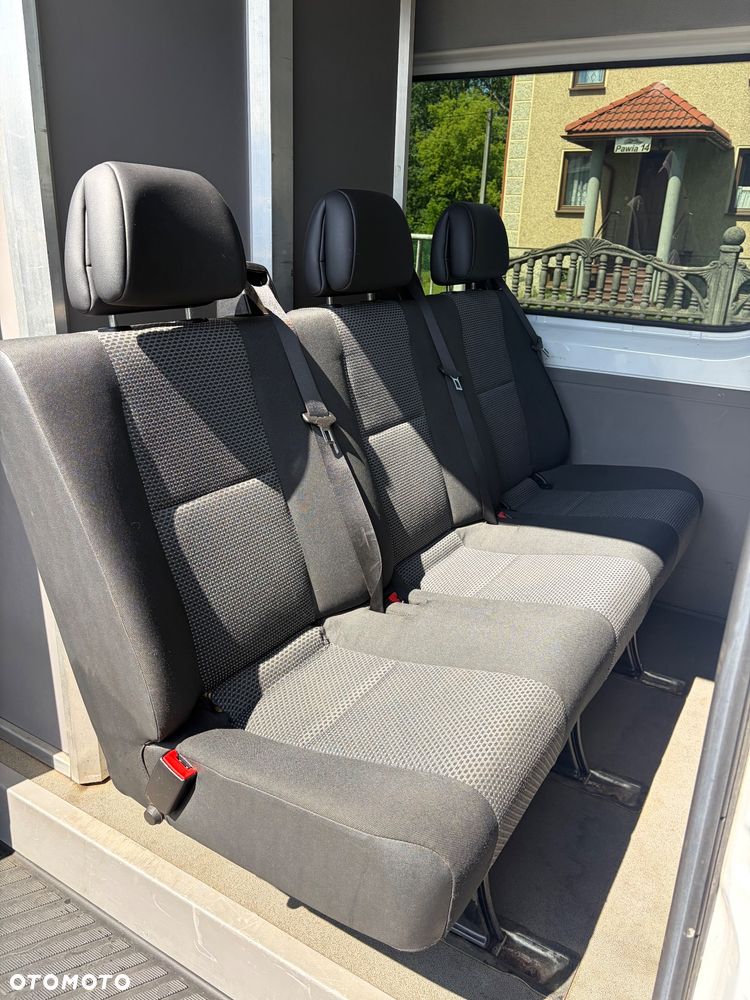 Mercedes-Benz Sprinter - 16